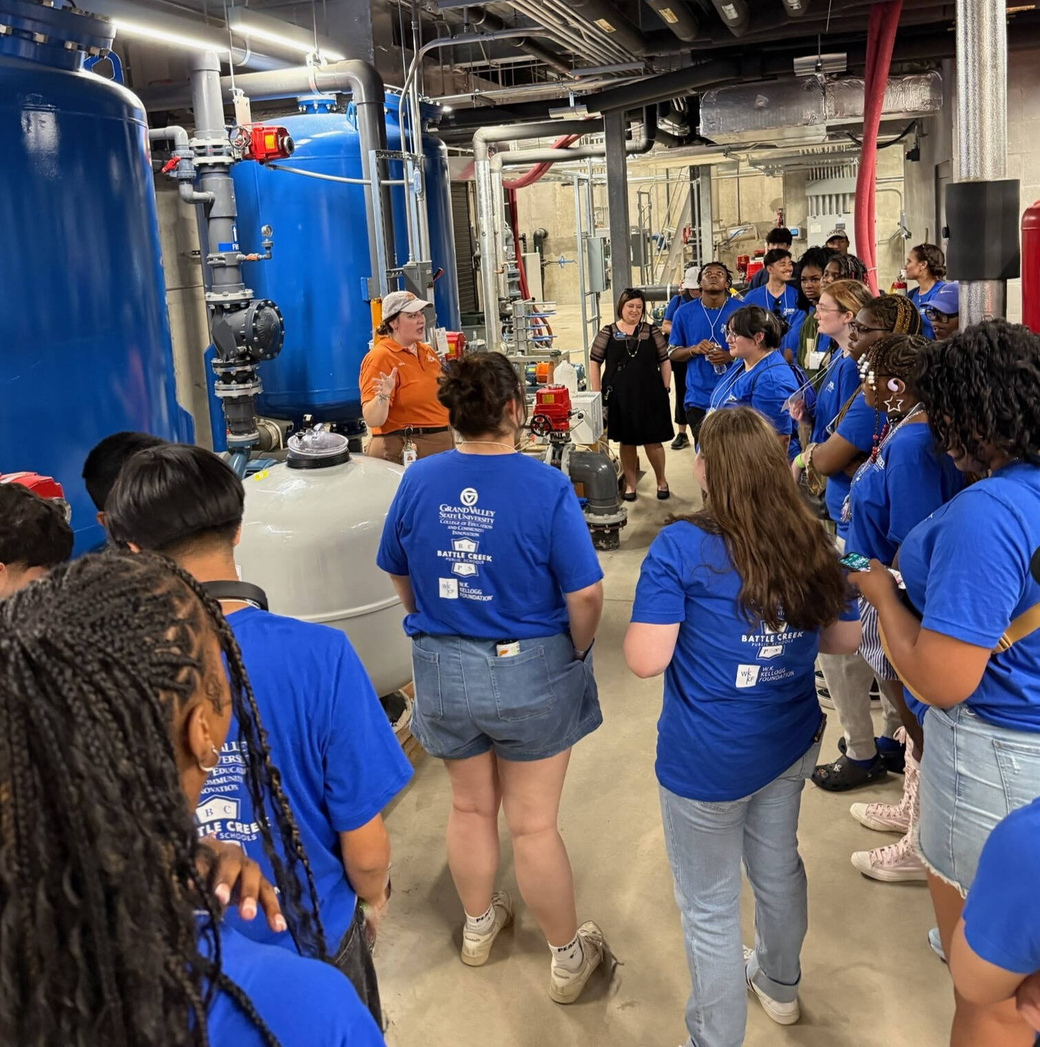 Battle Creek Excel students on behind the scenes tour at John Ball Zoo